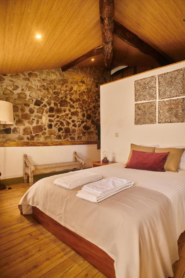 Casa Da Praca Velha Guest House Braga Exterior foto